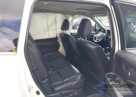 2018 Honda Pilot Ex-L z USA, uszkodzony, nr VIN 5FNYF6H58JB007138